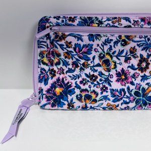 NEW NWT Vera Bradley Women's Cotton Deluxe Travel Wallet with RFID Protection